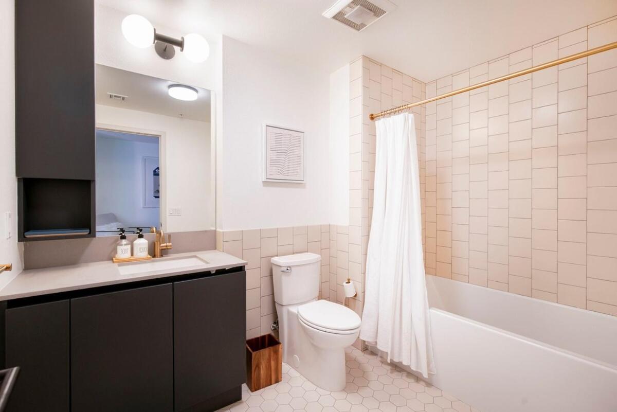 2Br Hollywood Luxurious Condo Los Angeles Exteriör bild