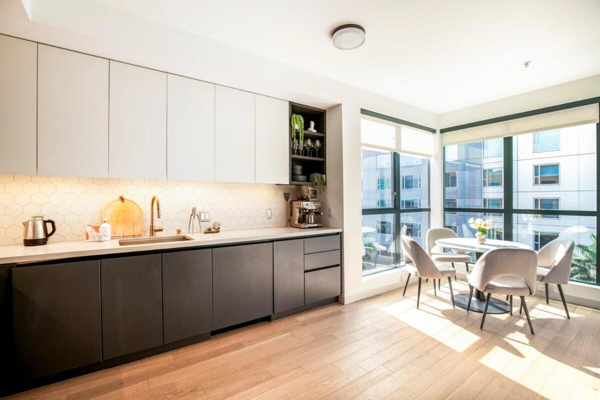 2Br Hollywood Luxurious Condo Los Angeles Exteriör bild